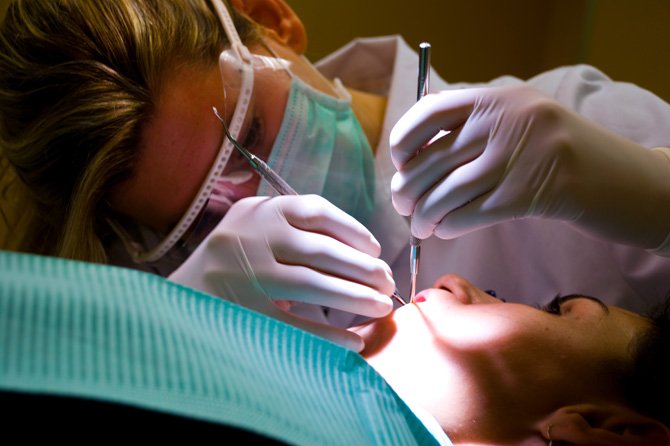 7 Tips for Healthy Teeth and Gums for your daily lifestyle Img33
